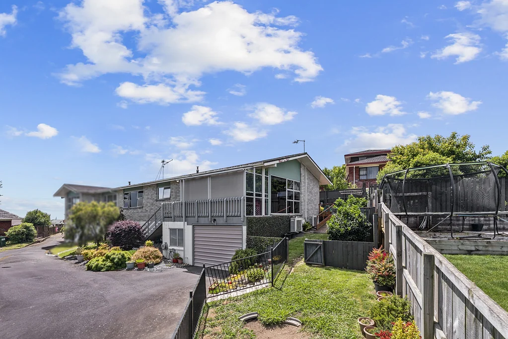 33B Russleigh Drive, Dinsdale, Hamilton, Waikato