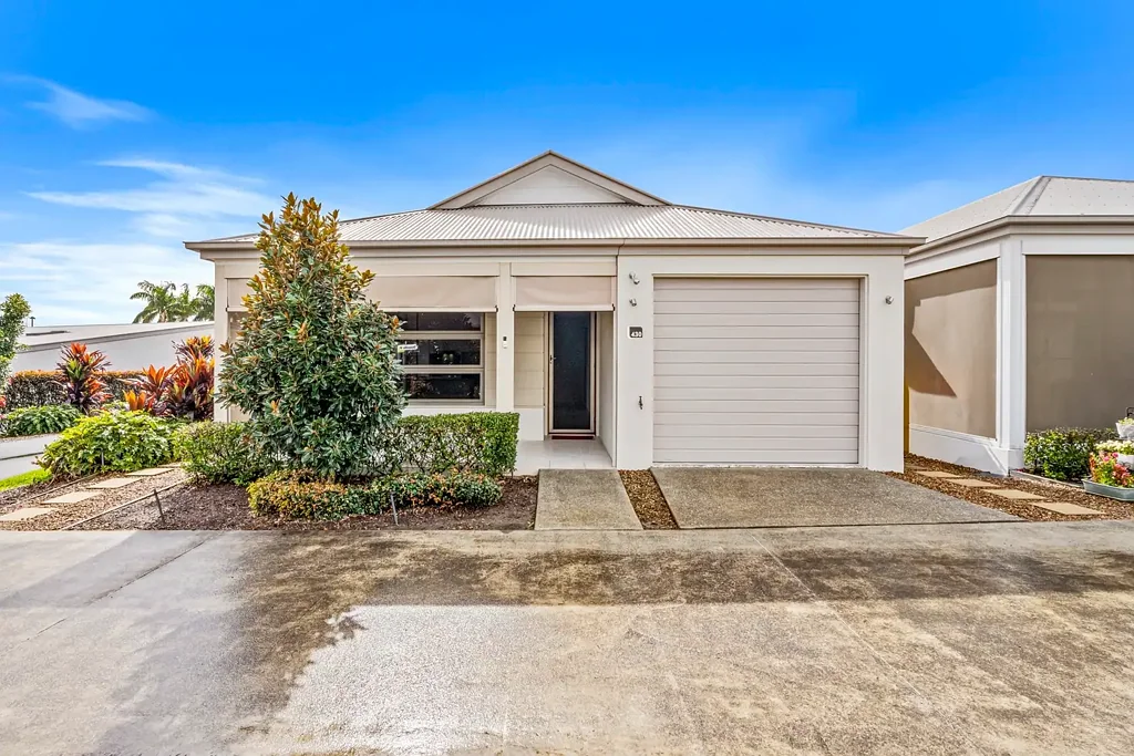 Arundel 2 Bedroom Sunlit Corner Haven - Seamless Living