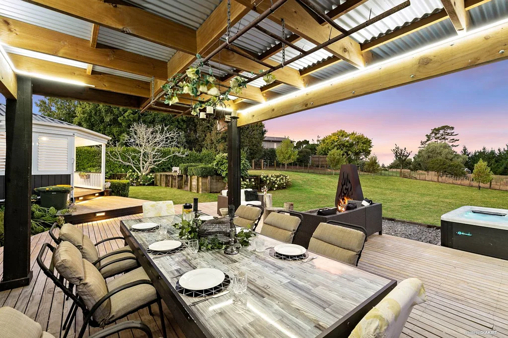 Patumahoe 5 Bedroom Your Dream Home Won't Last Long! Act Now