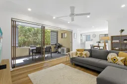 UNIT 4 16 FRAZER ST, Collaroy