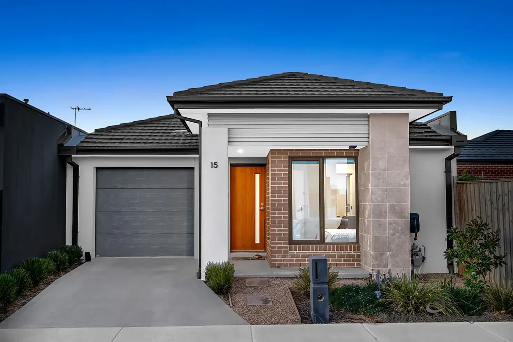 Tarneit 3 Bedroom Modern, Stylish & Low-Maintenance Living in Marigold Estate Tarneit!