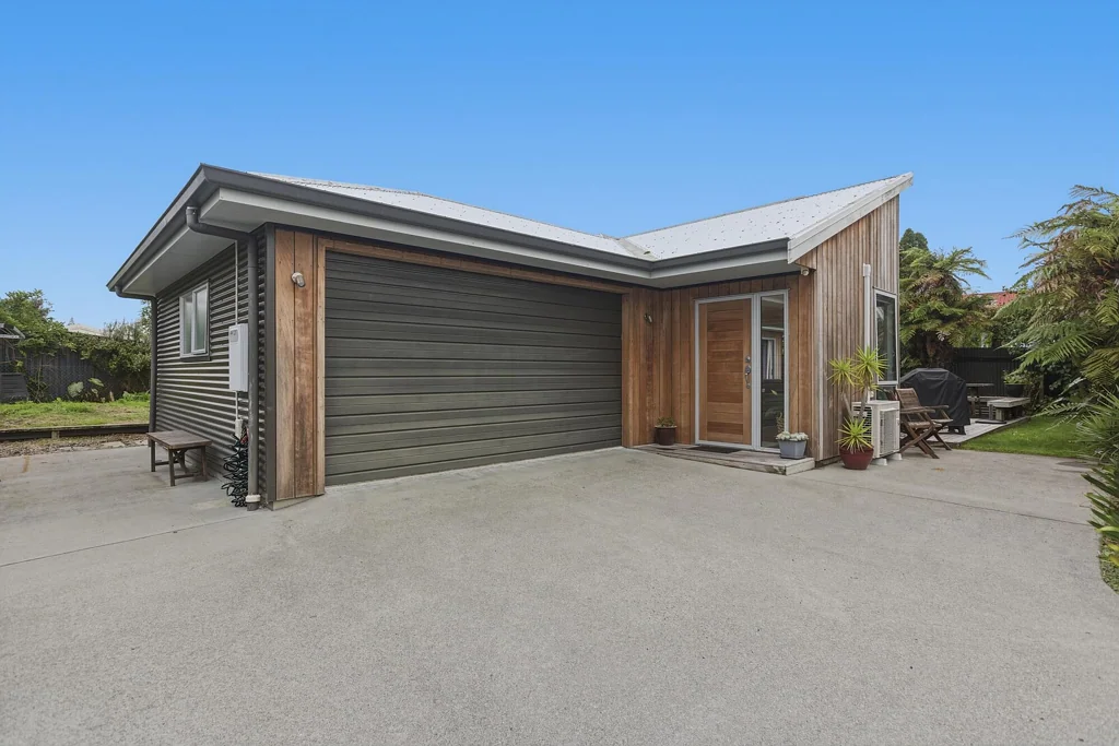 Te Puke 3Zimmer RADIATES CHARM; SO WARM and INVITING!