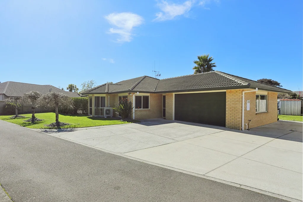 Papamoa 4Zimmer BIG ON SPACE, BIG ON VALUE - MOVE IN NOW