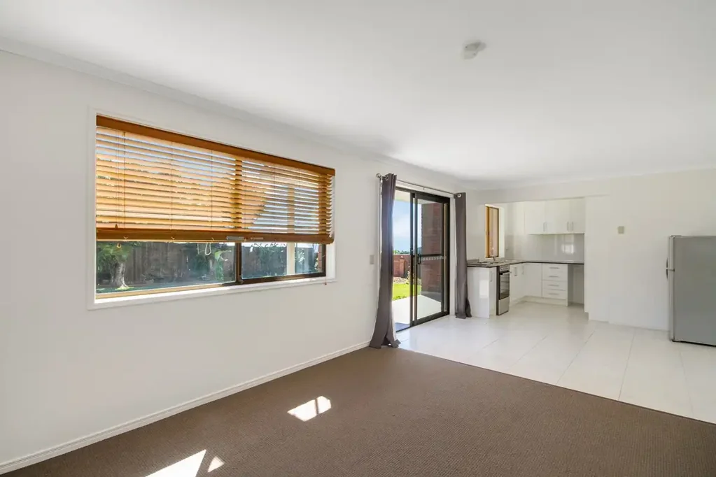 Private Granny Flat with Garden Outlook & Ocean Views