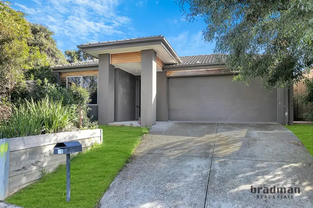 Spacious and Well-Maintained 4-Bedroom Home in Wallan