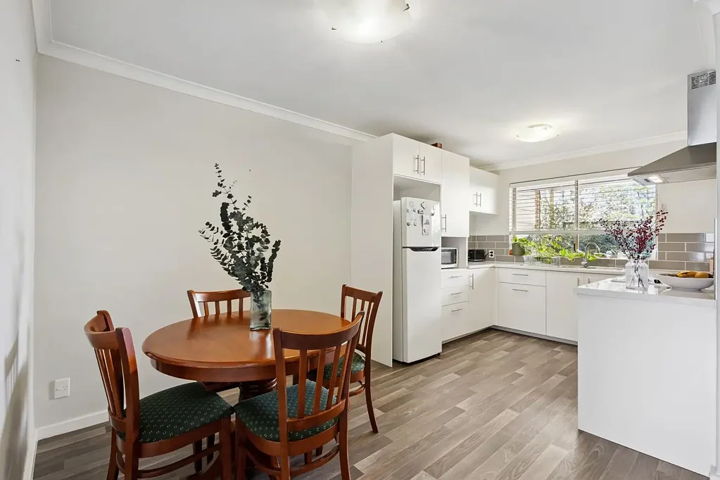 Bicton 2 Bedroom UNDER OFFER!
