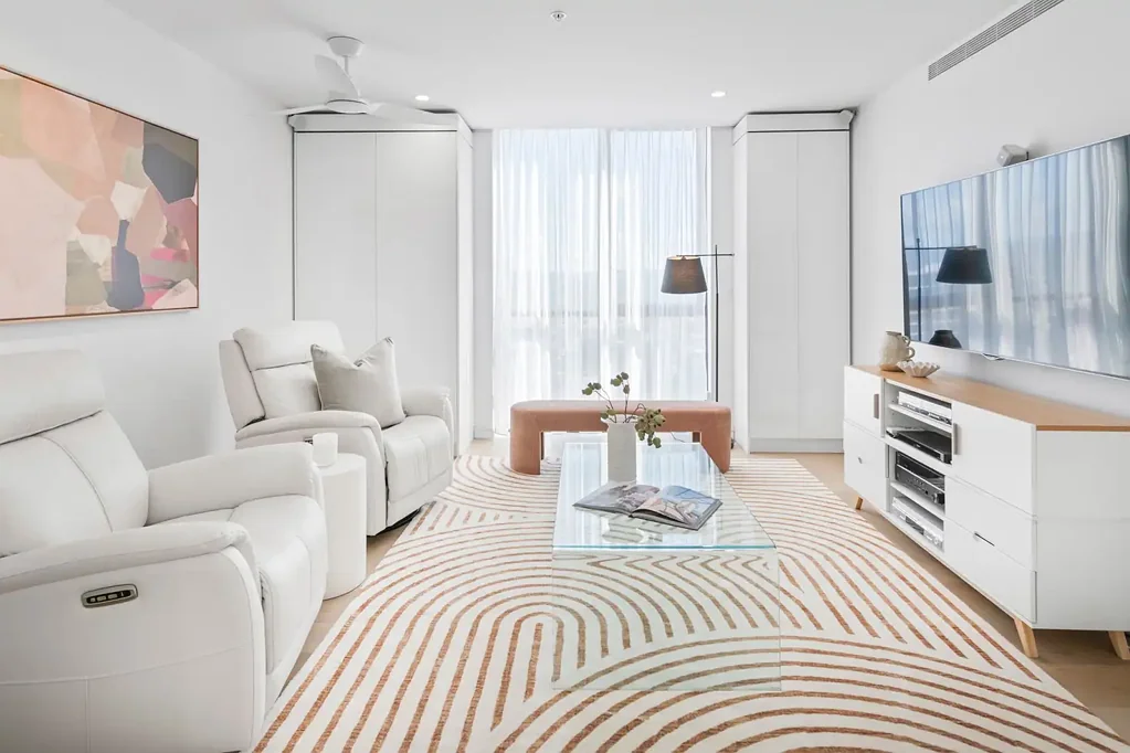110/18 Chelsea Avenue, Broadbeach, QLD 4218