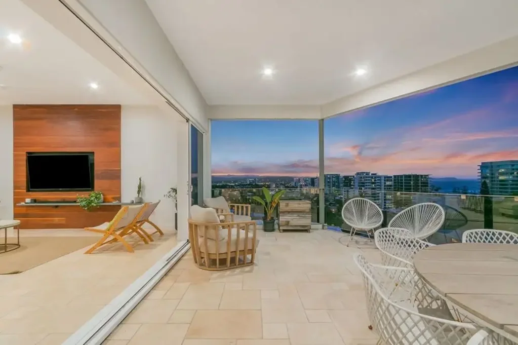 Coolangatta 5房  Coastal Charm & Spectacular Views
