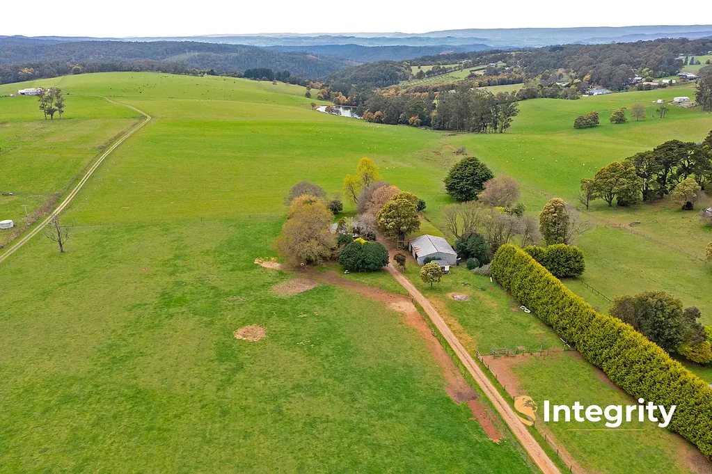 70 Orchard Road, Kinglake, VIC 3763