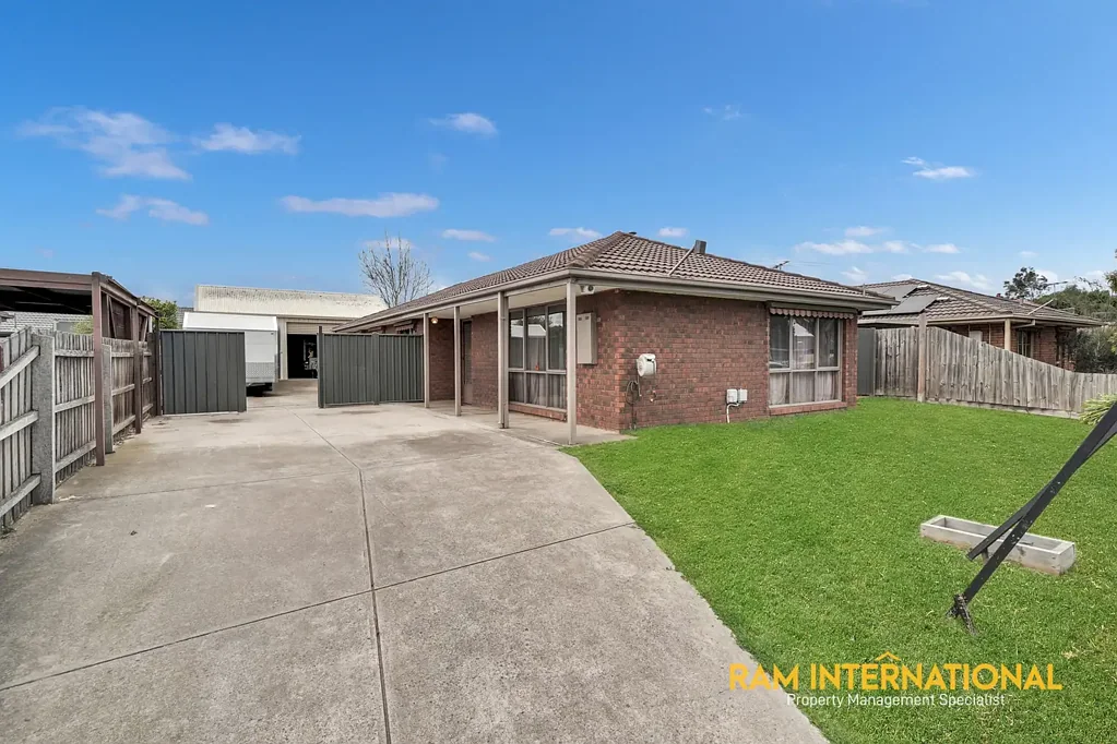 Charming Family Home with Bonus Mancave, Trailer parking & 2 sheds