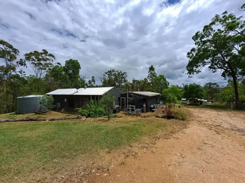 Ravensbourne Solitude, two houses and off-grid living