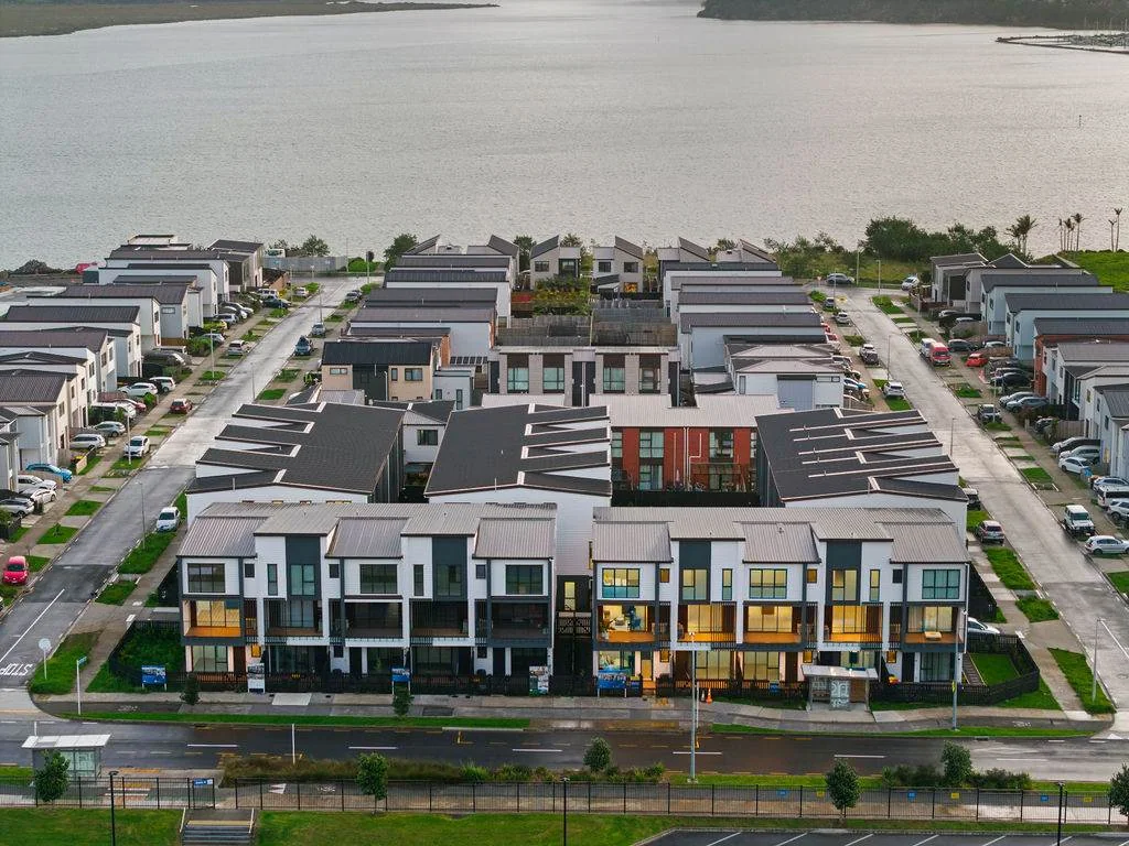 Hobsonville 4Kwarto Brand New Development – 10 Scott Road, Hobsonville