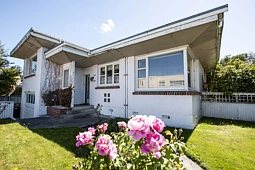 504 Tay Street, Hawthorndale