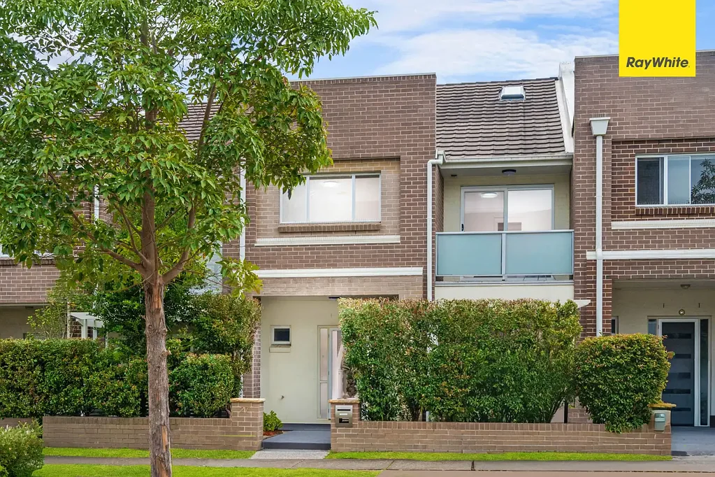 27 BIRCHGROVE CRESCENT, Eastwood, NSW 2122