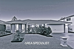 5 Stephanie Court, Patterson Lakes