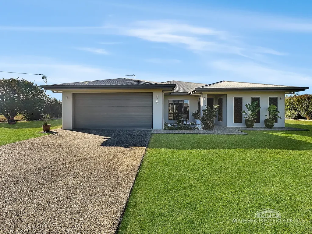 Mareeba 4 Slaapkamer COMPLETE ACREAGE LIVING - EXCEPTIONAL LIFESTYLE APPEAL