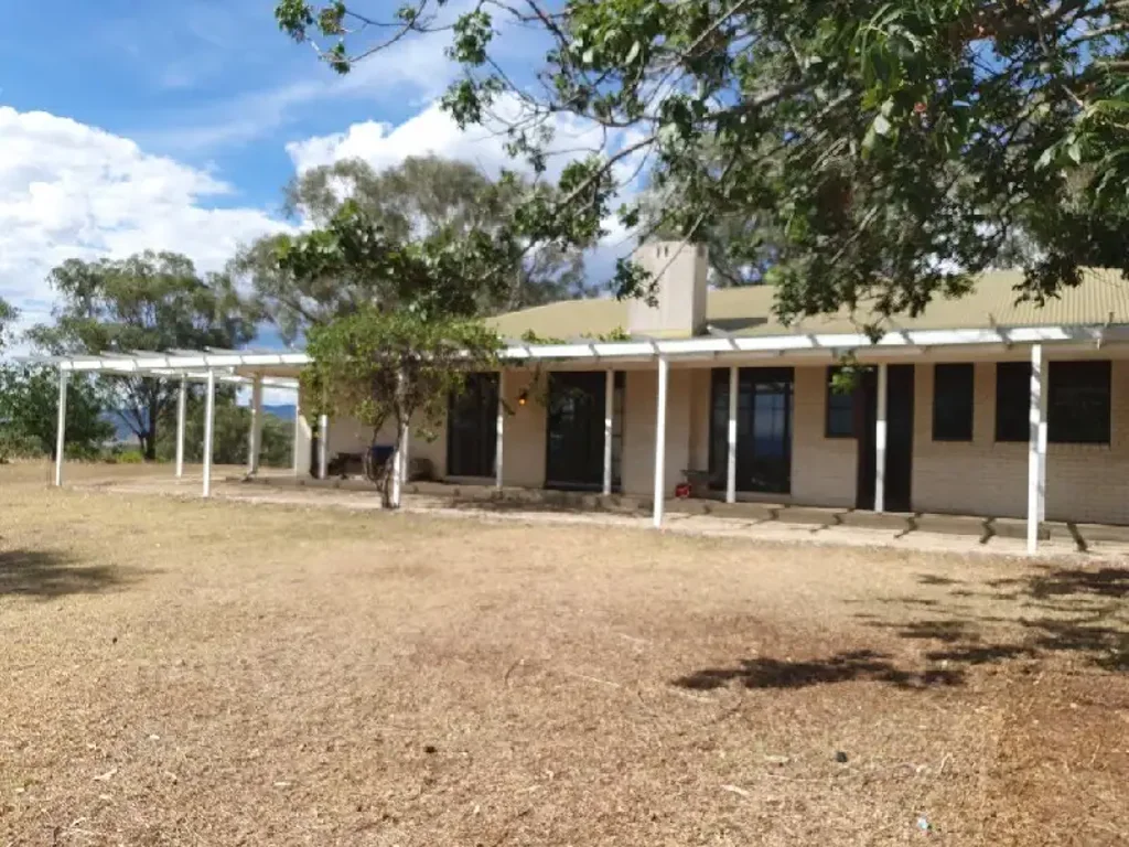 Four Bedroom House - with rural & town views