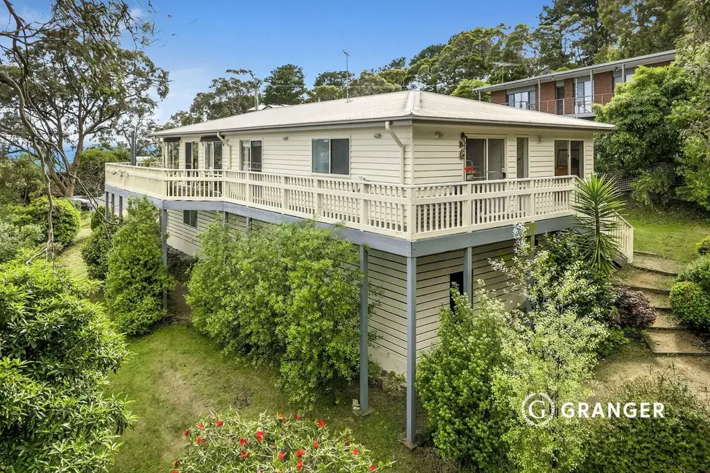 Dromana 3房 高地海岸生活，坐拥壮丽景色 Elevated Coastal Living with Spectacular Views