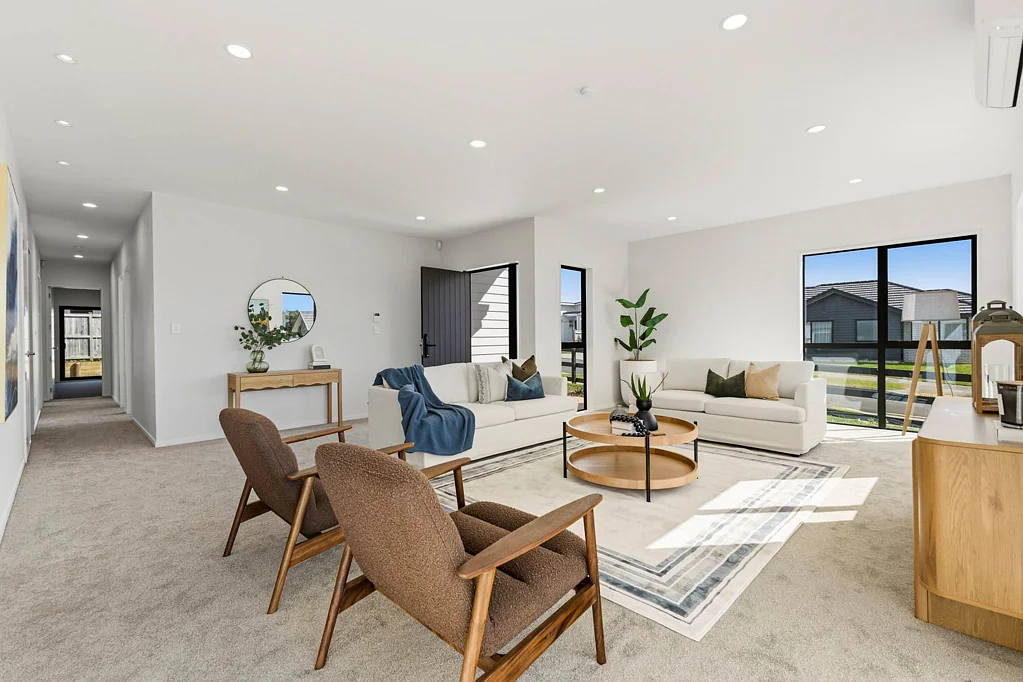 Glenbrook 4 Bedroom Vendor Says Sell–Enquiries Over $900K (CV $990K)