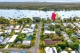 4/10 Cloudsley Street, Noosaville