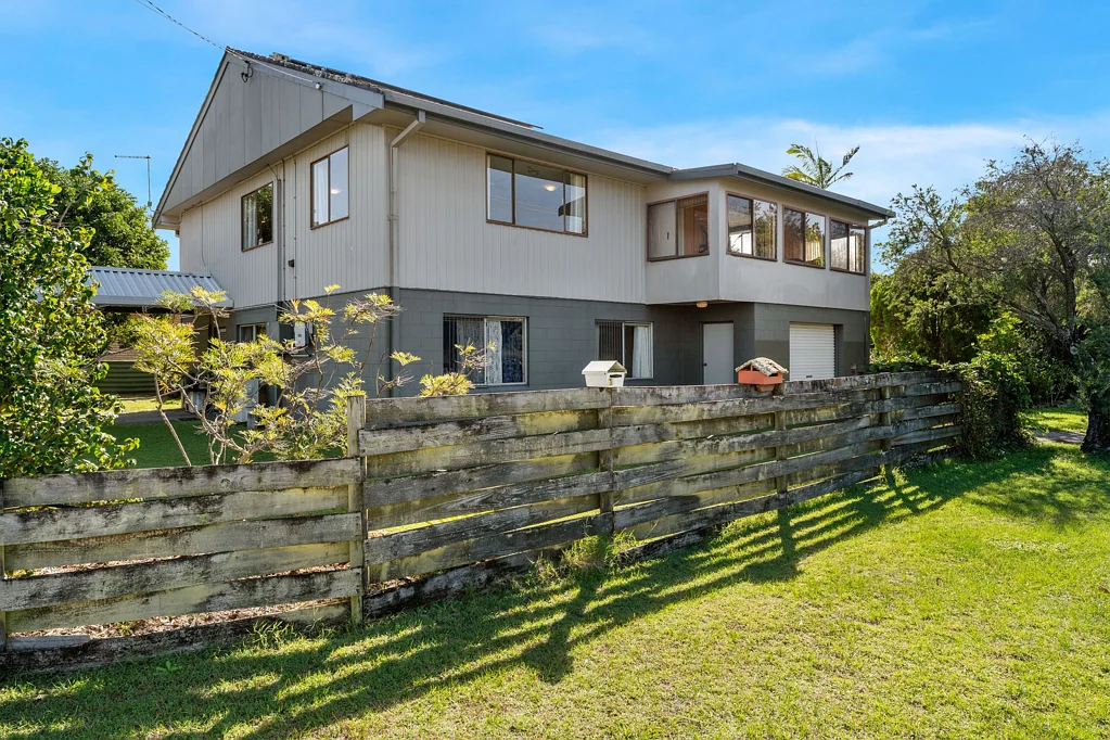 Iluka 5침실 Spacious Beachhouse with Self-Contained Downstairs Unit in Top Location