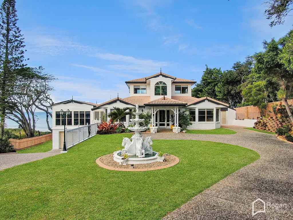 Zilzie 5 Bedroom Absolute Beachfront Address- In the Heart of the Capricorn Coast.
