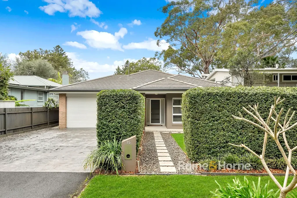 Pearl Beach 4 Bedroom Coastal Elegance In The Heart Of Pearl Beach