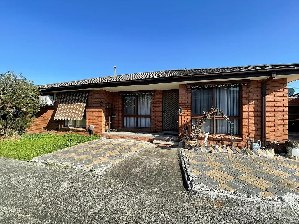 Springvale Central - 3 Bedroom Unit
