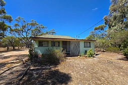 33 Dijon Street, Katanning