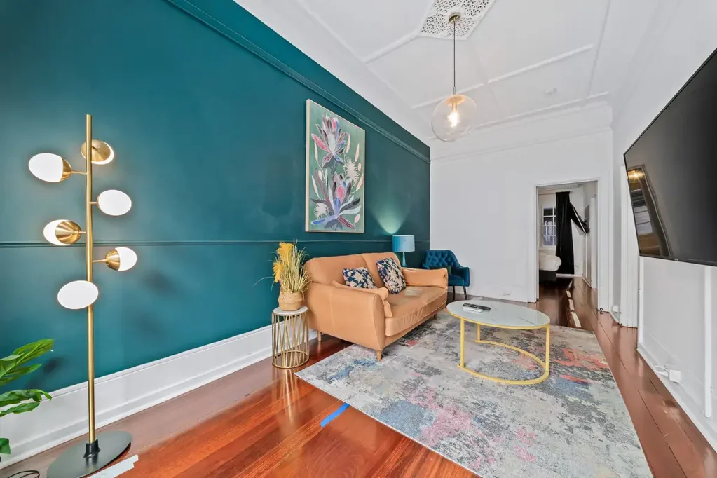 West Perth 1房  Heritage Charm, Contemporary Luxury in Prime West Perth!
