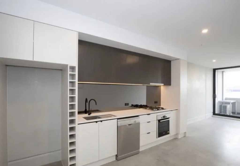 PREMIUM BOUTIQUE APARTMENT WITH ONE BEDROOM PLUS STUDY