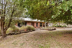 89 Hastings Road, Greendale