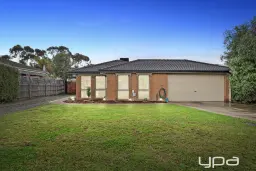 18 Endeavour Place, Melton West