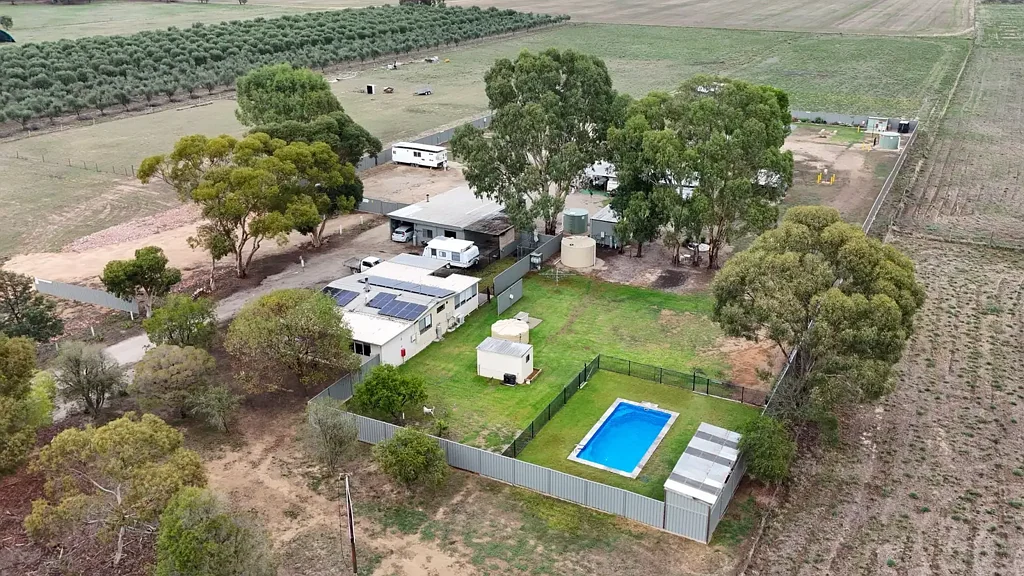 Bearii  Renovated Home on 3.72ha with Pool and Planning Approval for Caravan Park