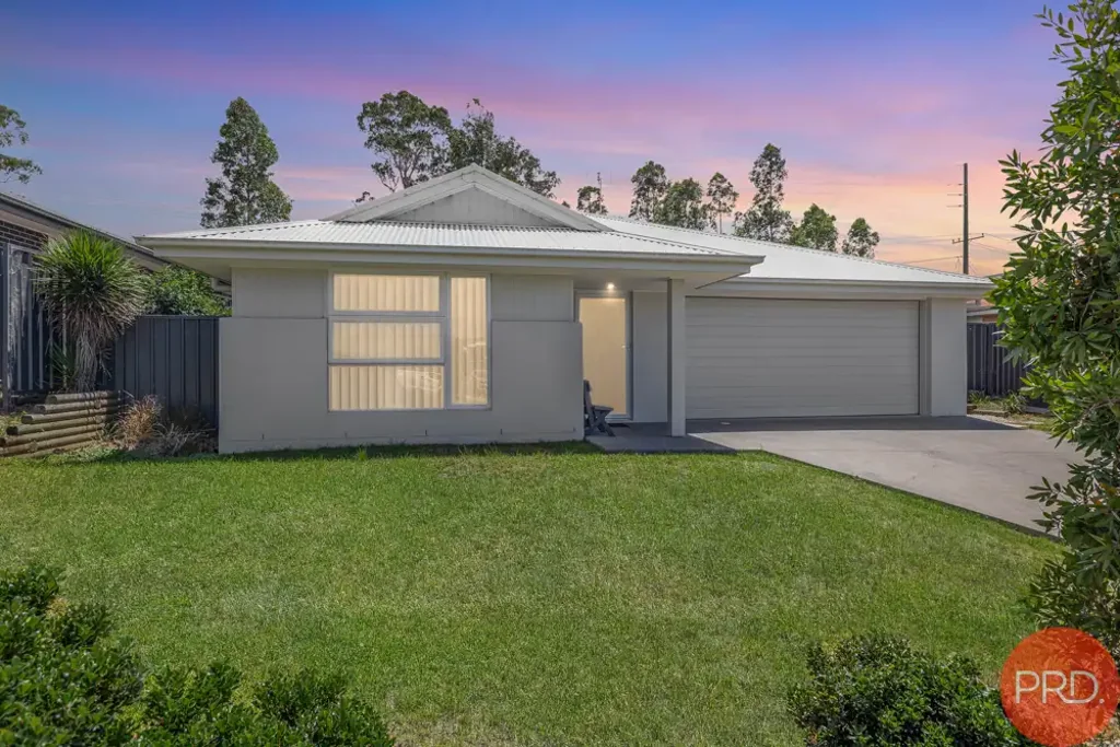 36 Morecambe Circuit, Thornton, NSW 2322