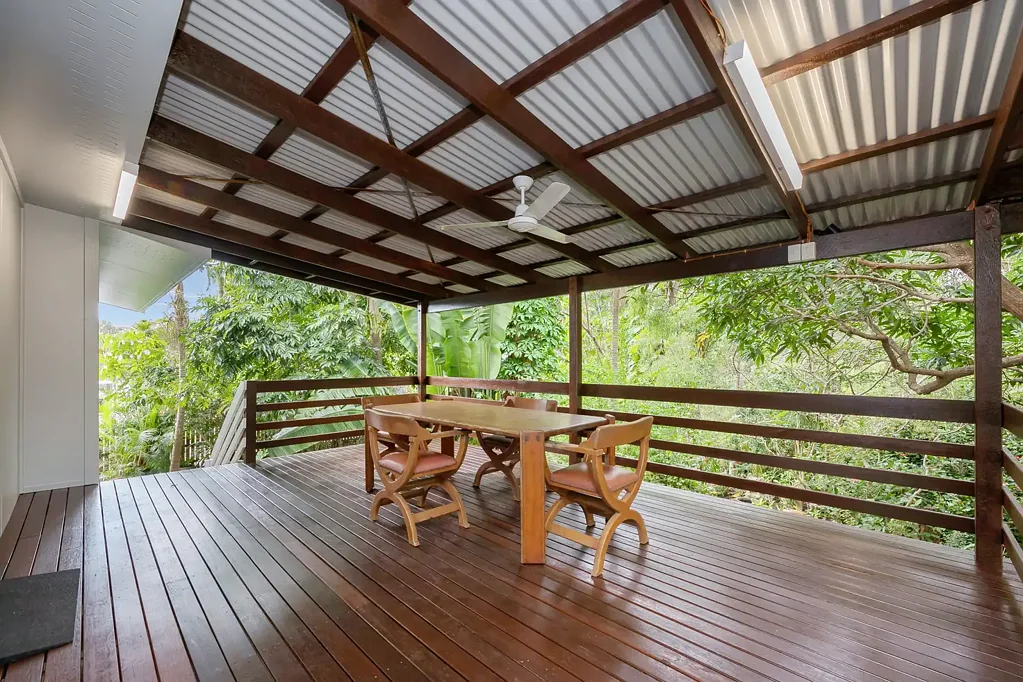 12 Island Street, Saunders Beach, QLD 4818