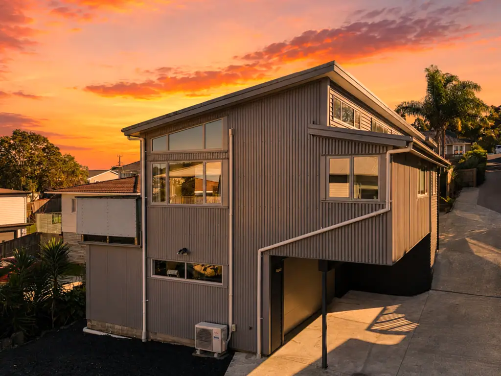 Titirangi 3Phòng ngủ Built to Impress, Designed to Entertain!