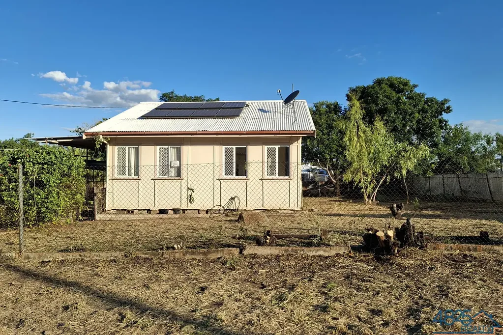Mount Isa 4房  Close to Town 4 Bedroom Home