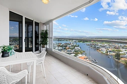 116/12 Commodore Drive, Surfers Paradise