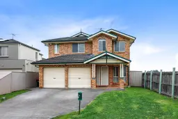 18 RENNELL PL, Green Valley