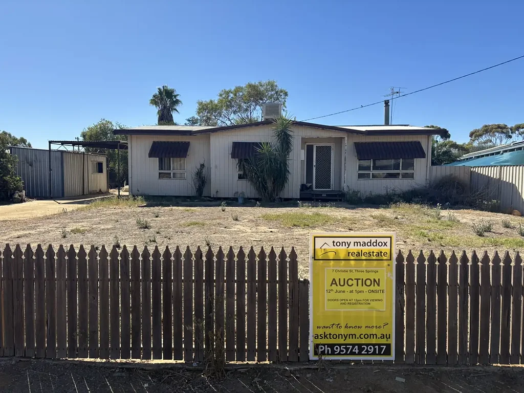 7 Christie St, Three Springs, WA 6519