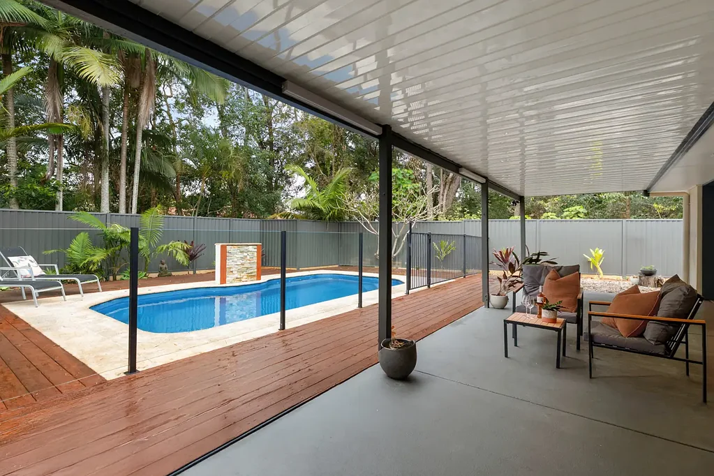 Tewantin 4房  Family “Resort Style” Retreat