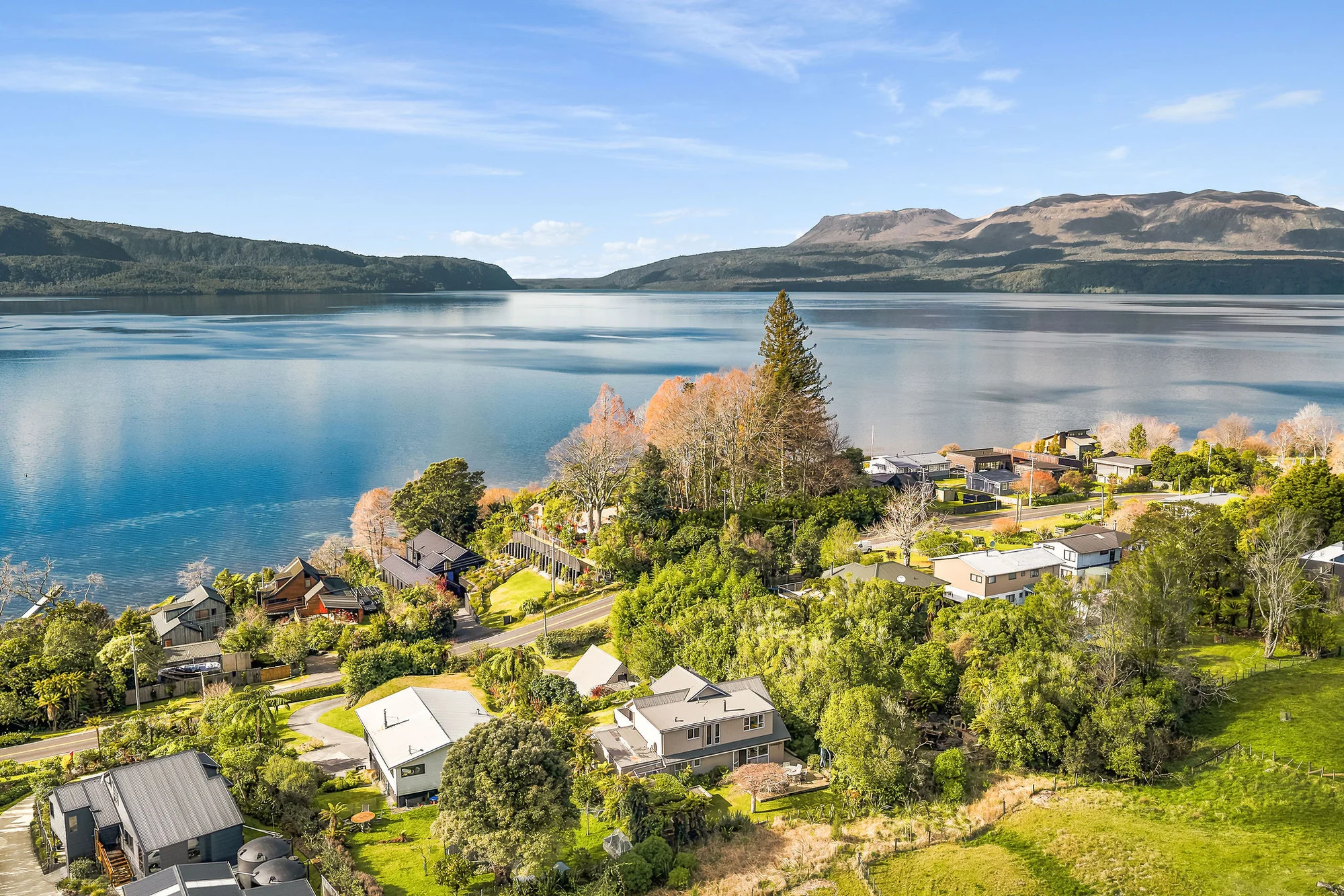 Lake Tarawera 4房  The Lake Life You've Been Dreaming Of...