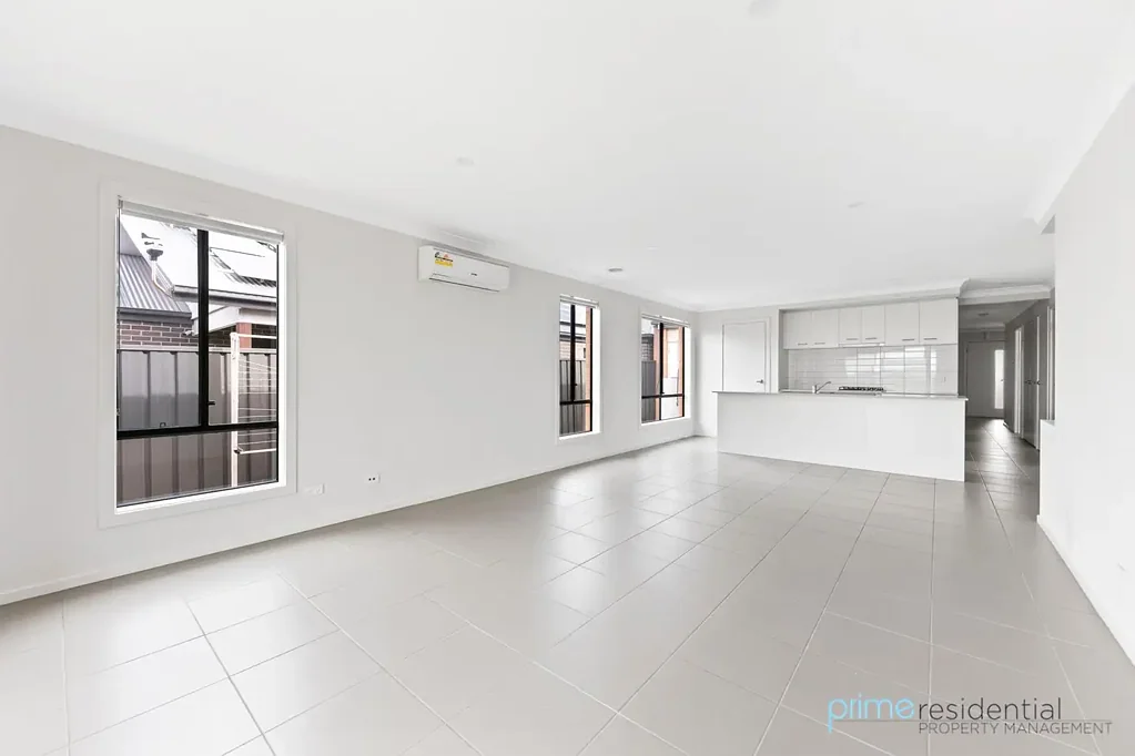 Spacious 4-bedroom family home with two living areas and alfresco