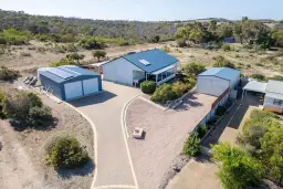 24 Sophie Crescent, Coffin Bay