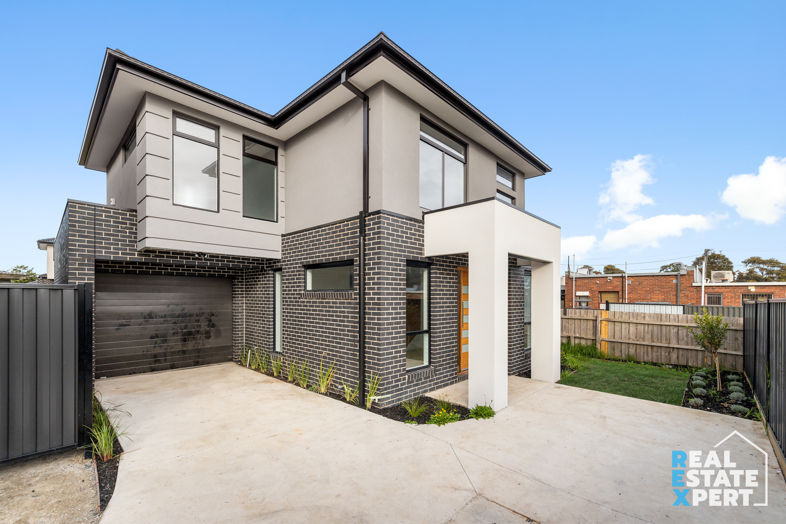 UNIT 2 33 ALBERT RD, HALLAM VIC 3803, 0部屋, 0バスルーム, Townhouse