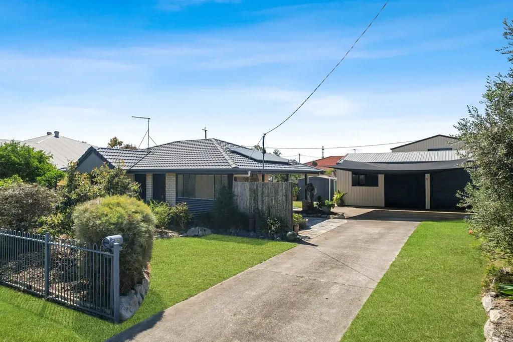 Donnybrook 2房  Neat Coastal Home with Shed – Ideal Holiday Base or Downsizer
