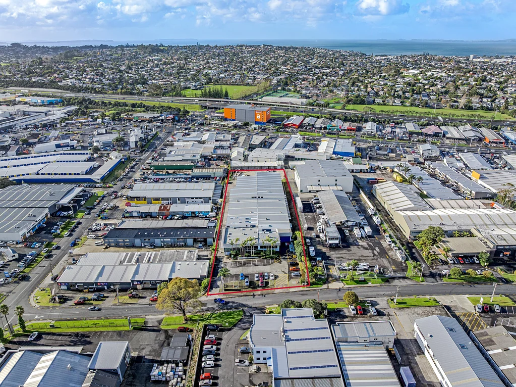 Wairau Valley Big industrial – 5,758sqm with yard