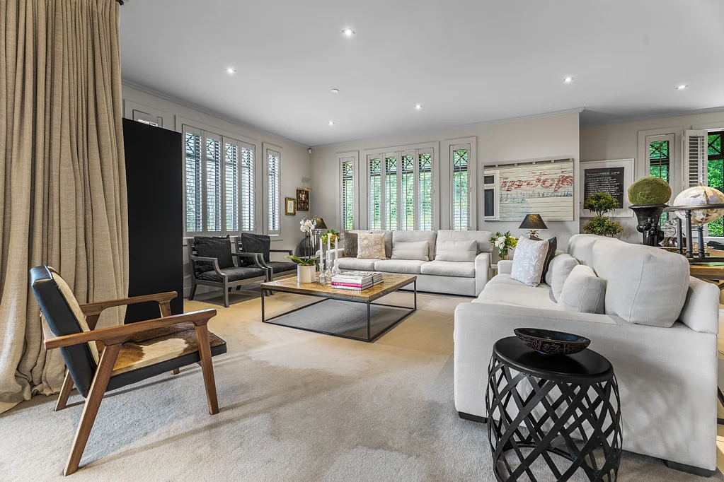 Parnell 2침실 Designer elegance - Fringe city living - Concrete