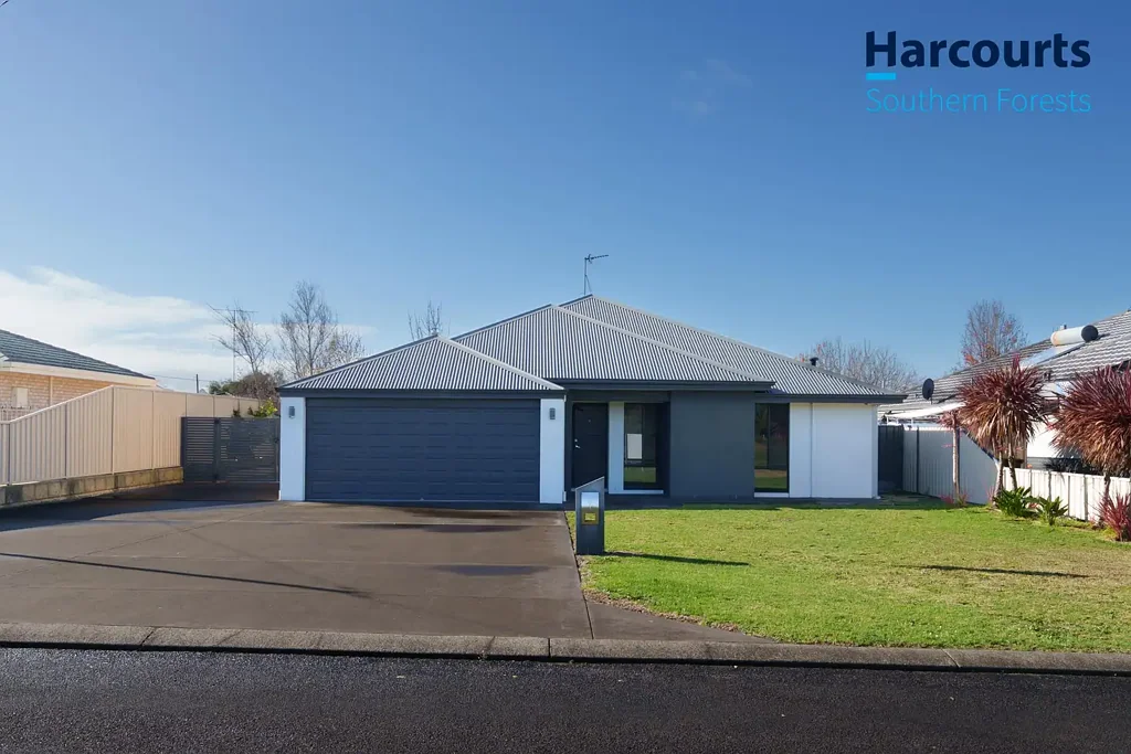 Manjimup 4 Bedroom Modern comforts for family living
